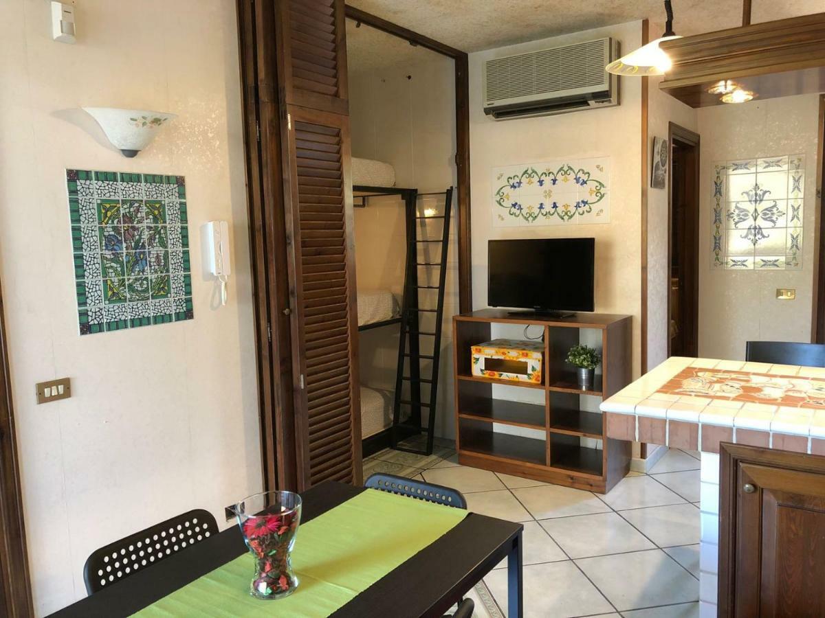 Adele'S Apartment - Mulinia Residence Acireale Exterior photo