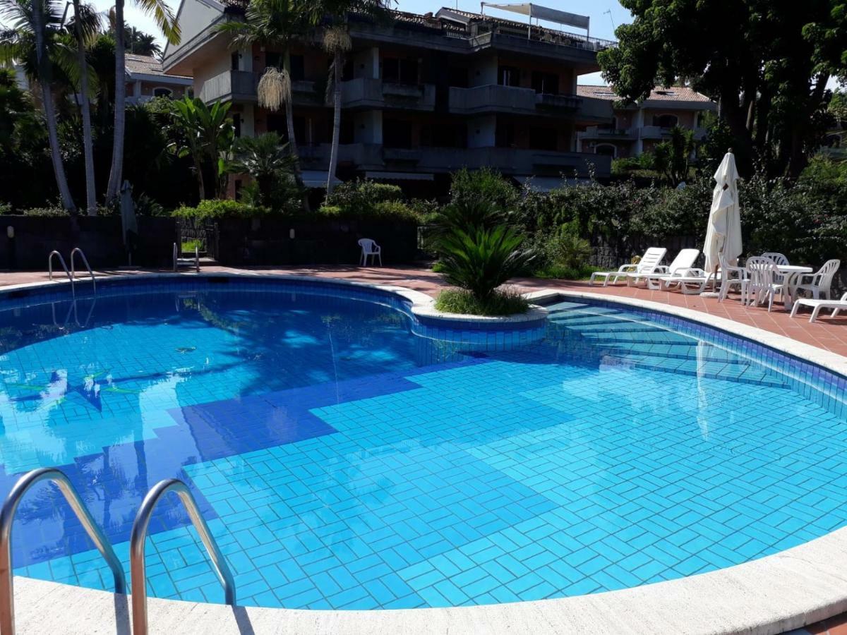 Adele'S Apartment - Mulinia Residence Acireale Exterior photo